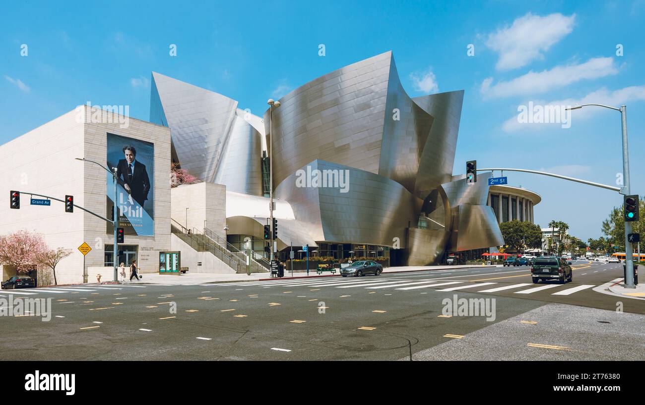 Los Angeles, Kalifornien, USA - 25. April 2023. Die Wall Disney Concert Hall in der South Grand Avenue 111 in der Innenstadt von Los Angeles, Music Center de Stockfoto