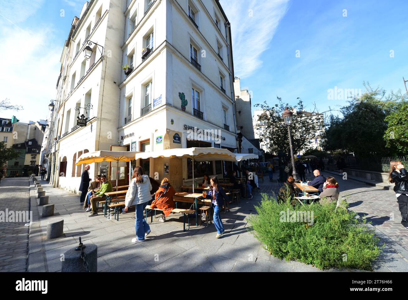 Shakespeare and Company Café in der Rue de la Bûcherie in Paris, Frankreich. Stockfoto