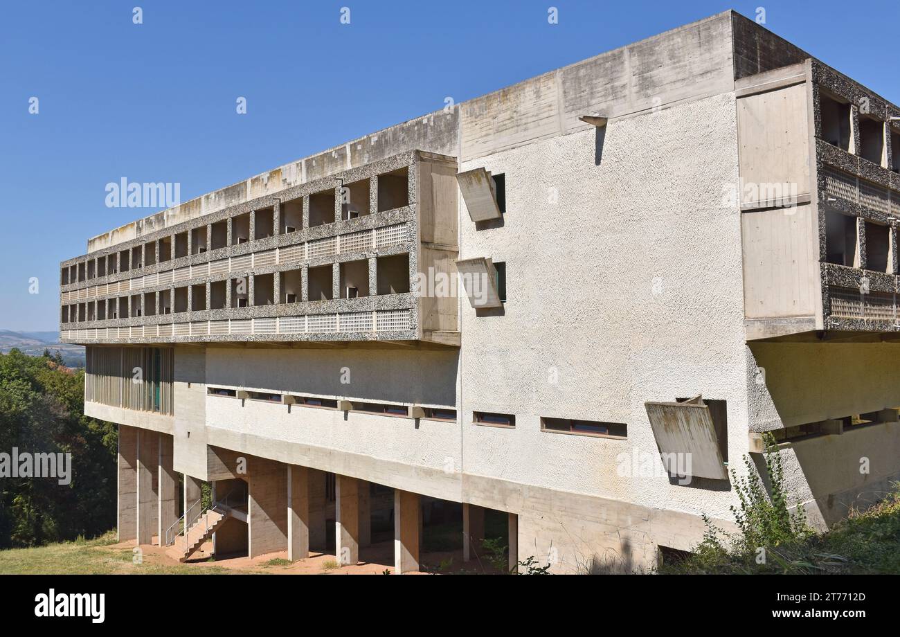 Sainte Marie de La Tourette, ein Priorei des Dominikanischen Ordens auf einem Hügel in der Nähe von Lyon Frankreich, Architekt Le Corbusier, sein letztes Gebäude. Baujahr 1953-61 Stockfoto