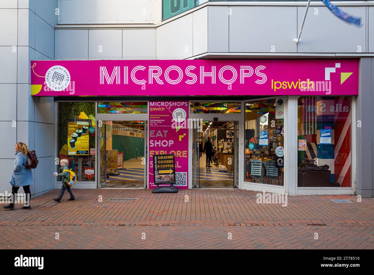 Microshops - Microshops Ipswich bietet eine kostengünstige und risikoarme Möglichkeit, ein Einzelhandelsgeschäft für Unternehmer zu gründen. Ipswich Microshops. Stockfoto