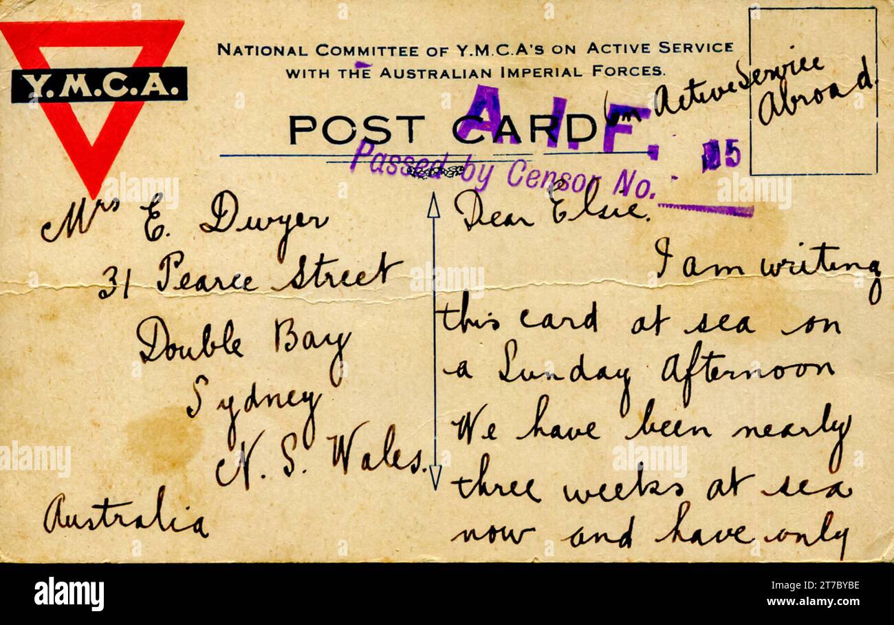 Eine YMCA-Postkarte aus dem Jahr 1916, die ein australischer Soldat der Australian Infantry Forces (AIF) nach Sydney geschickt hat. Ihre Postkarte wurde während einer Reise zwischen Australien und England nach Elsie Dwyer von ihrem Schwager Pte Timm S Dwyer geschrieben Stockfoto