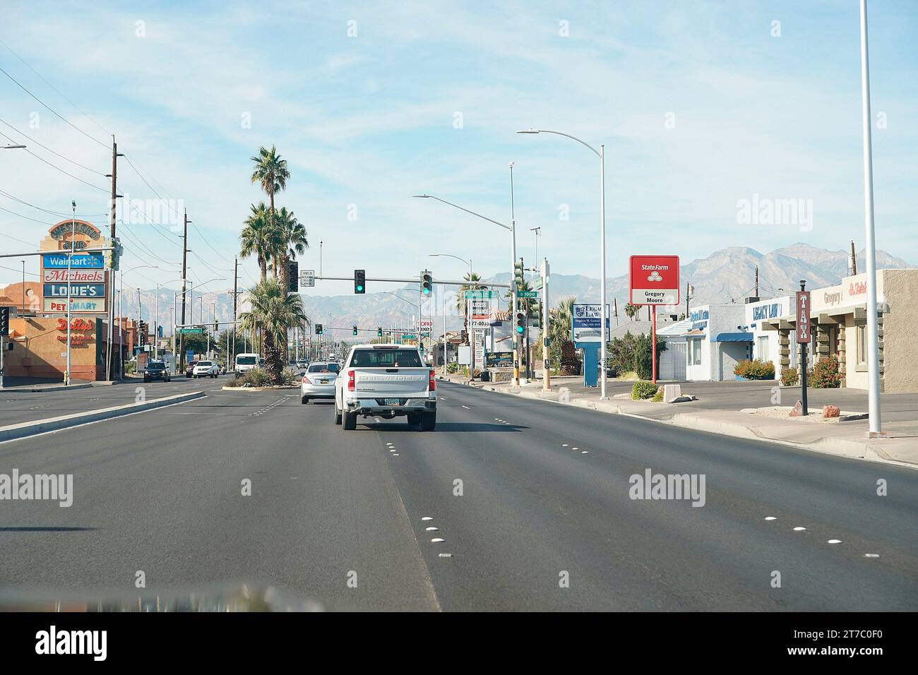 Las Vegas, Vereinigte Staaten. November 2023. 14. November 2023, Las Vegas Street Circuit, Las Vegas, FORMEL 1 HEINEKEN SILVER LAS VEGAS GRAND PRIX 2023, abgebildete Straße in Las Vegas Credit: dpa/Alamy Live News Stockfoto