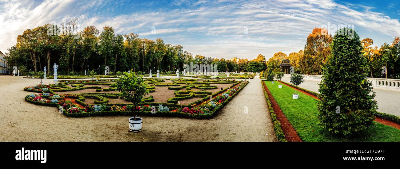 Branicki Palace ist ein historisches Gebäude in Bialystok, Polen. Es wurde an der Stelle eines früheren Gebäudes in der ersten Hälfte des 18. Jahrhunderts entwickelt Stockfoto