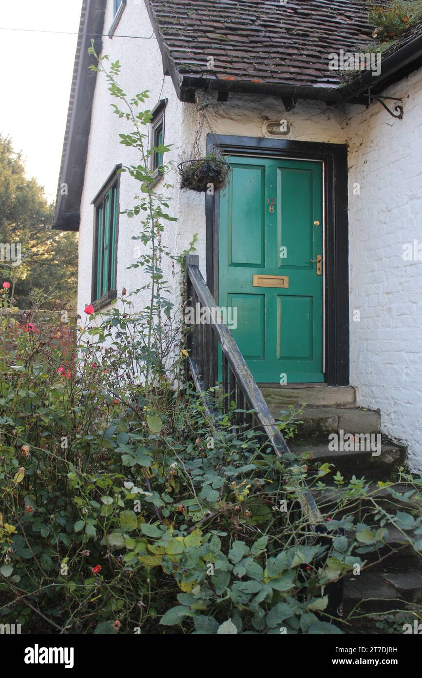 Haustür des Cottages in Worcester, Großbritannien Stockfoto