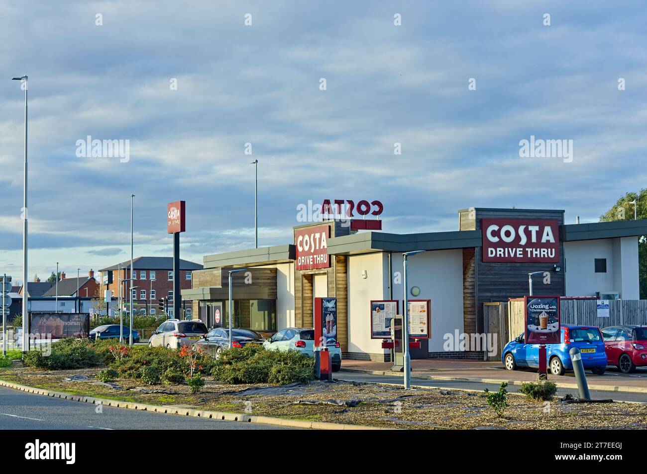 COSTA Coffe Drive-Thru auf dem Wyberton Quadranten Stockfoto