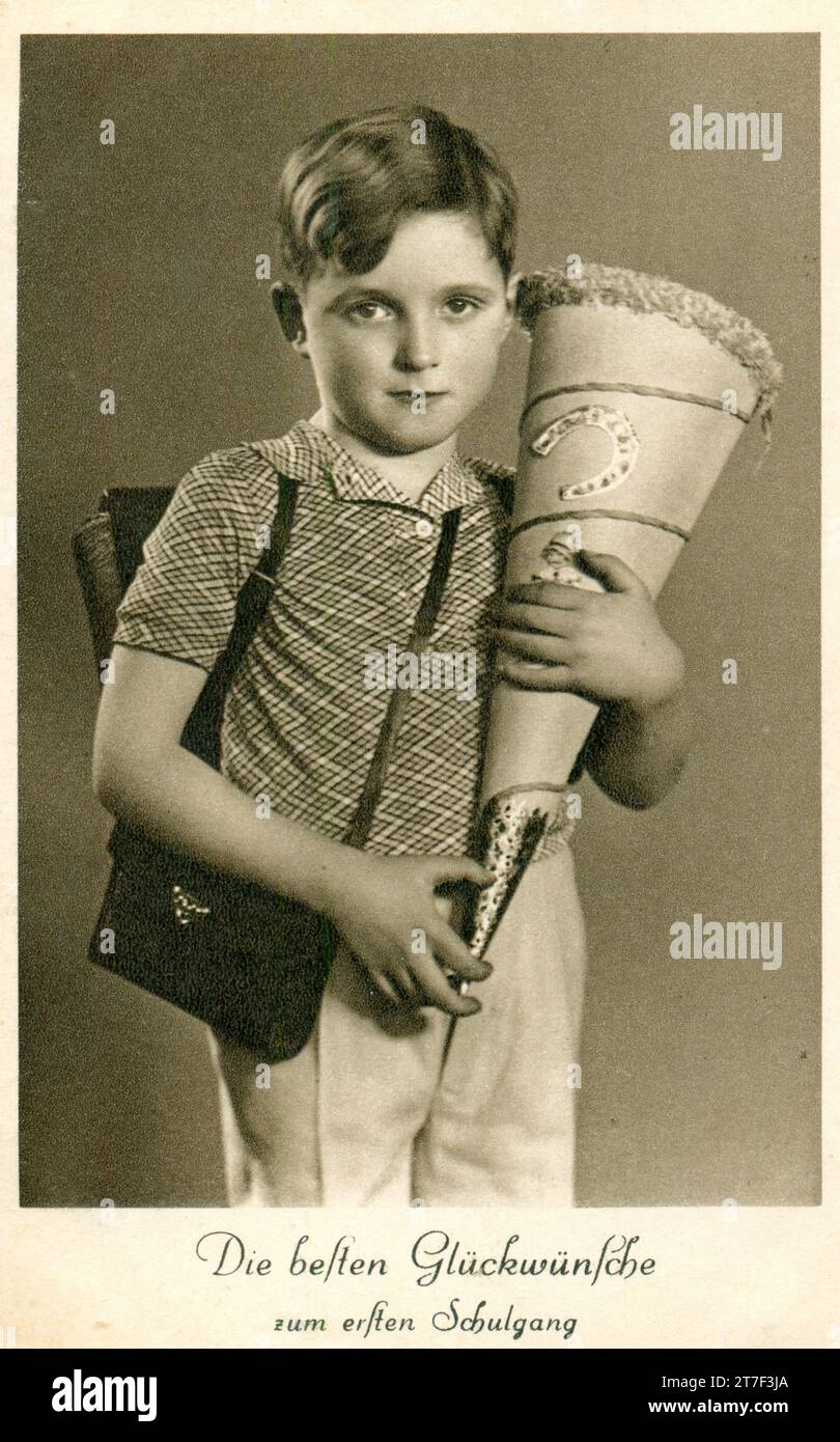 Zuckertute/Schultüten, der Kegel, Schule, Deutschland, 1940er Jahre Stockfoto