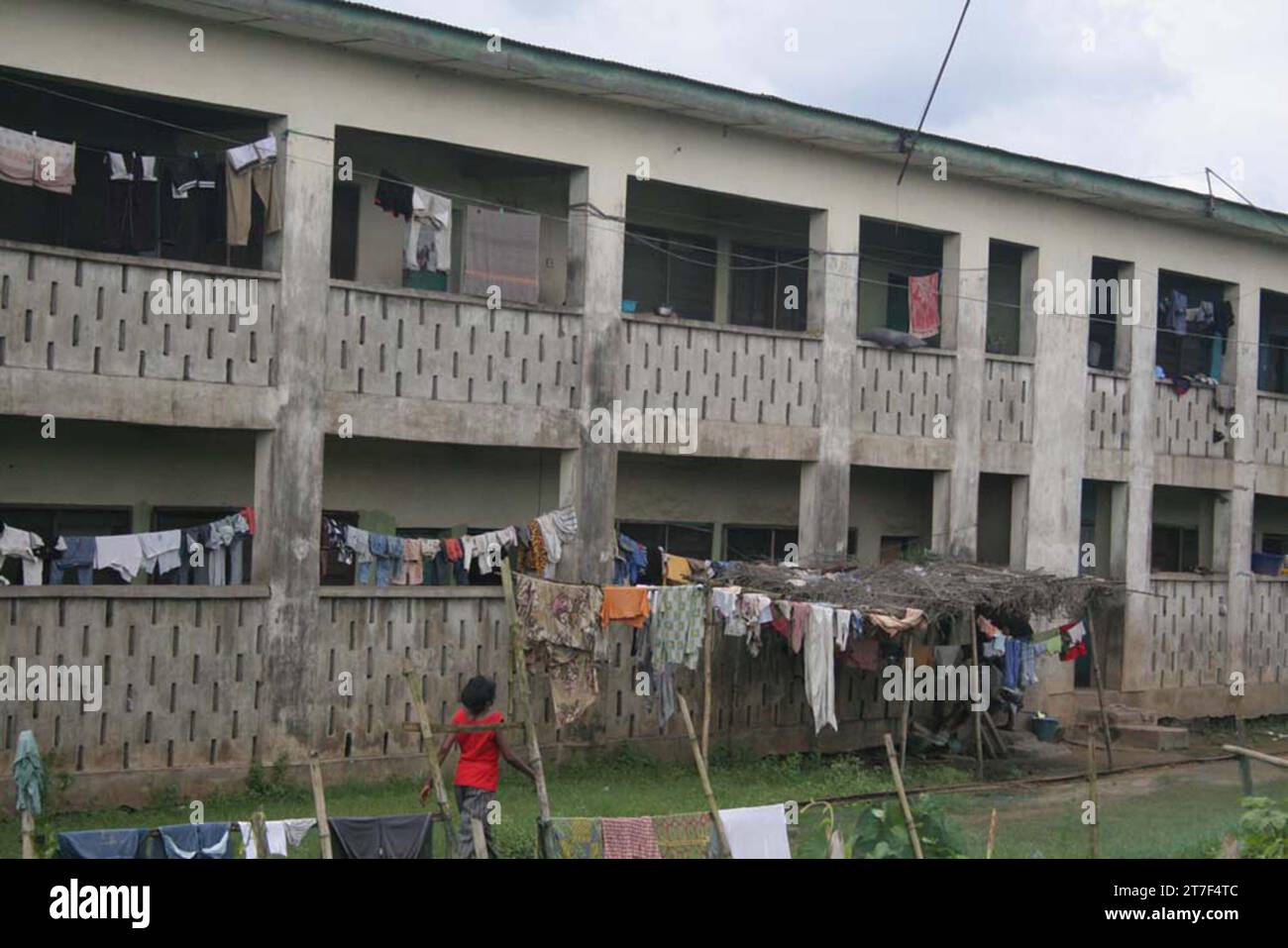 Das ORU-Flüchtlingslager wurde von der Nationalen Flüchtlingskommission in Zusammenarbeit mit dem United High commissioner for Refugees in ORU Ijebu, Westnigeria, unterstützt. Stockfoto