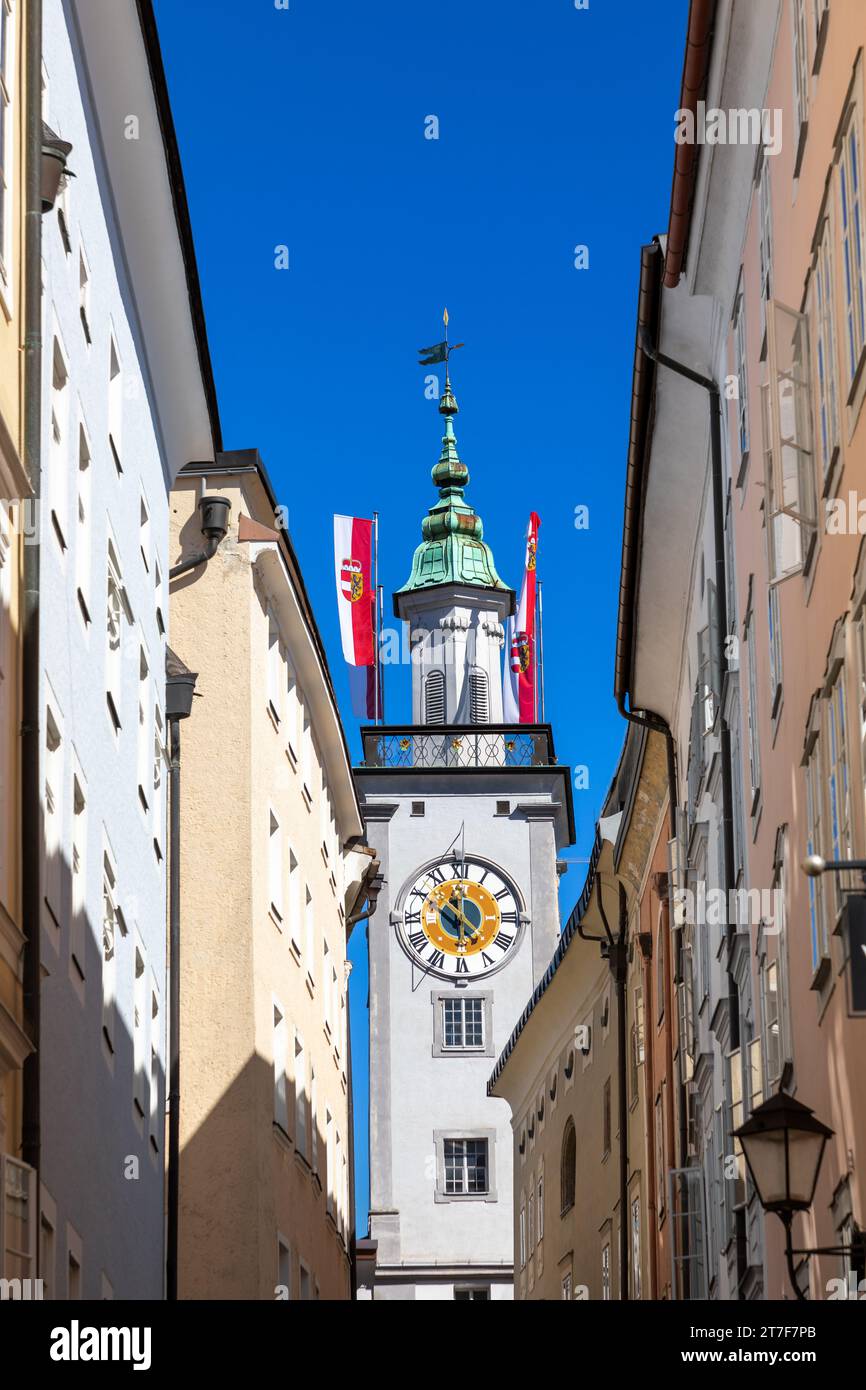 Der Turm des Rathauses von Salzburg, Österreich Stockfoto