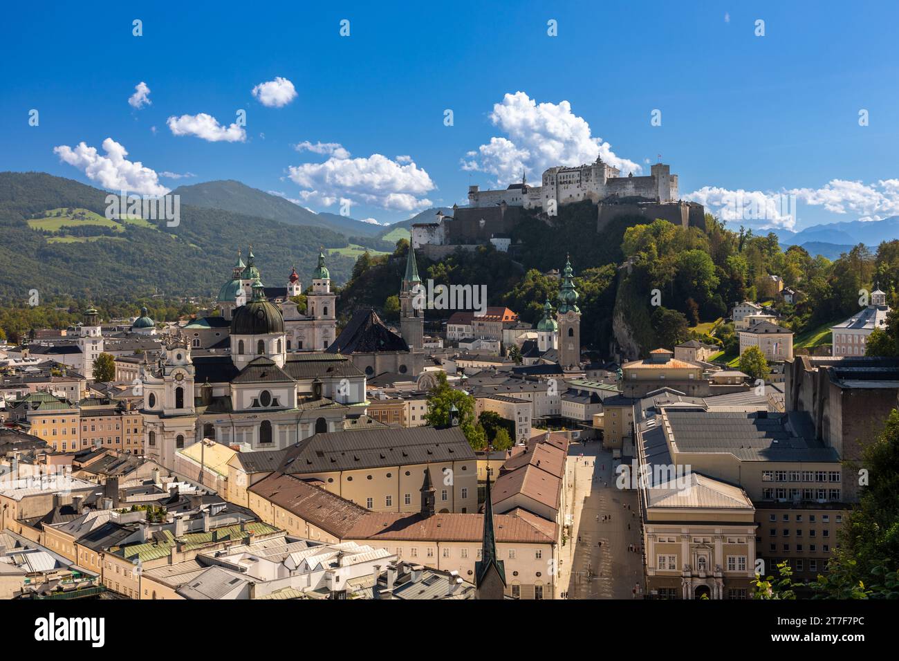 Blick auf Salzburg vom Mönchsberg, Österreich Stockfoto