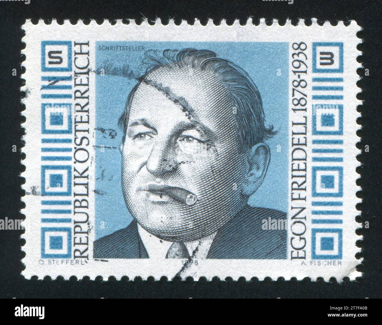 ÖSTERREICH - UM 1978: Briefmarke gedruckt von Österreich, zeigt Egon Friedell, um 1978 Stockfoto