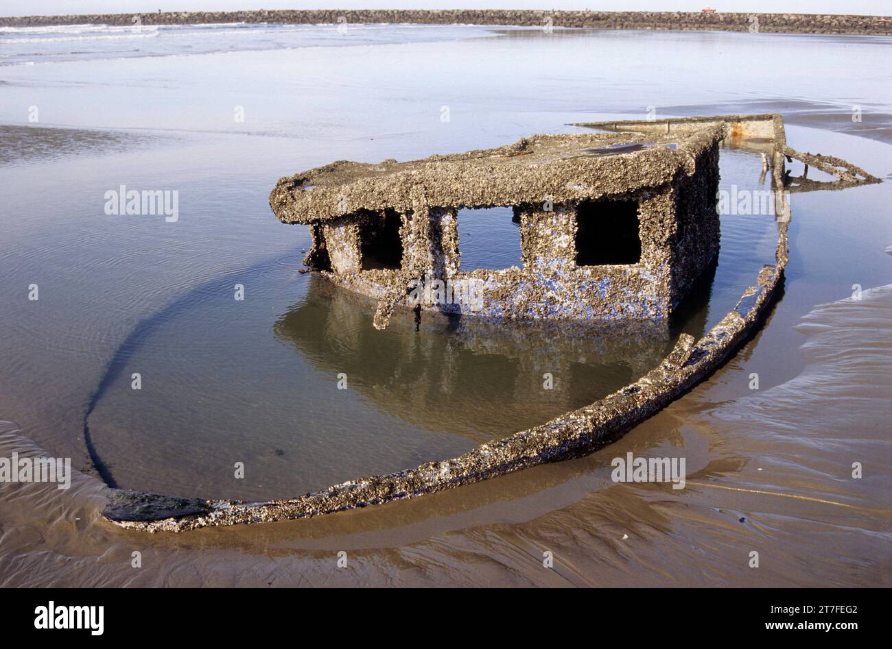 Schiffbruch im Fischerboot in South Beach, South Beach State Park, Oregon Stockfoto