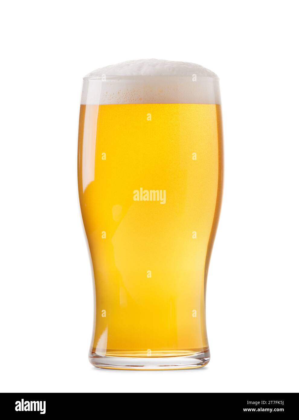 Ein Glas helles Bier mit wunderschönem Schaum auf weißem Hintergrund, Bier in einem Glasbecher. Stockfoto