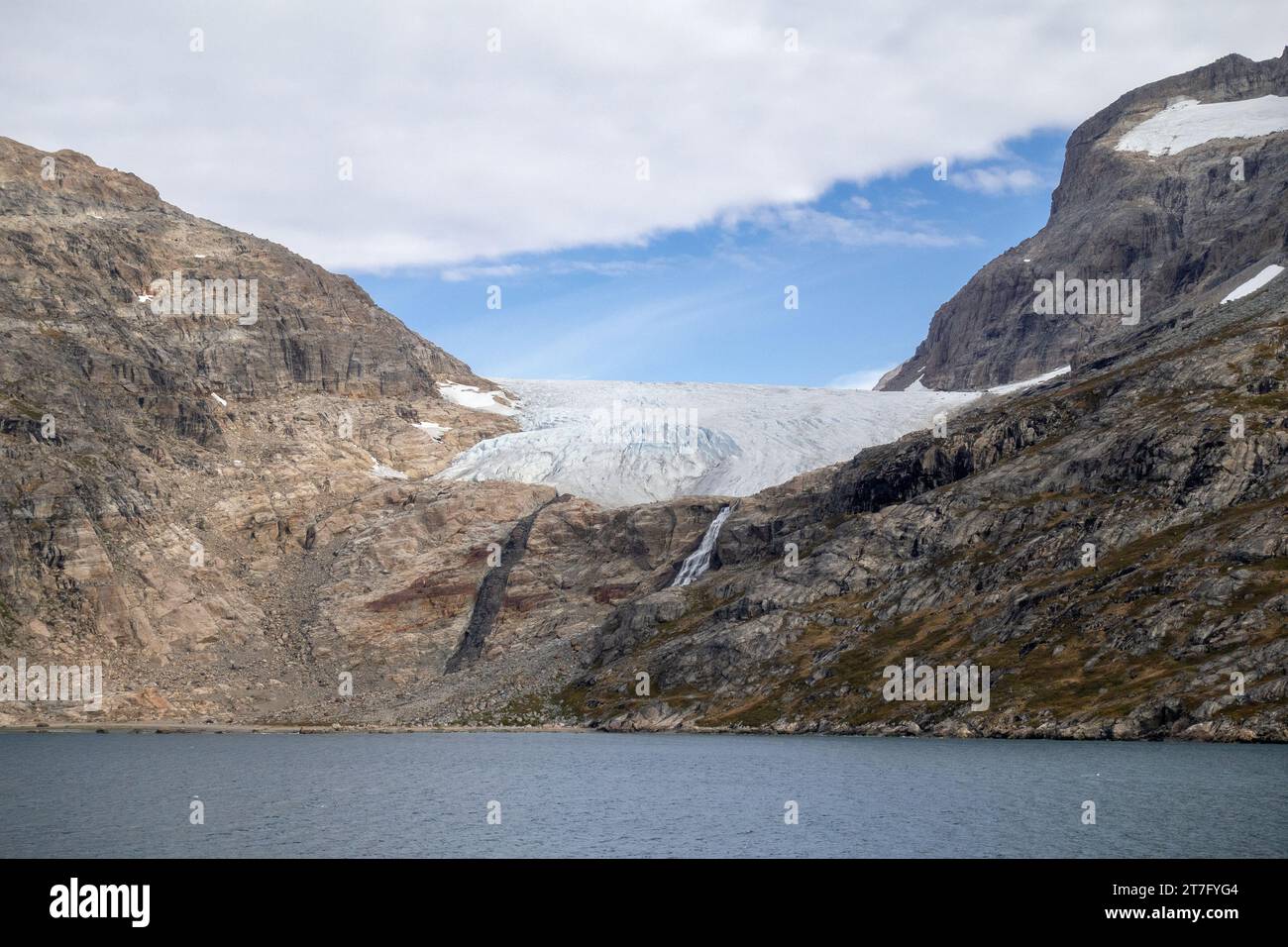 Abgelegener Gletscher Im Grönländischen Fjord Abziehender Gletscher Im Prince Christian Sound Südgrönland, Klima- Und Klimaschutz-Umwelt Stockfoto