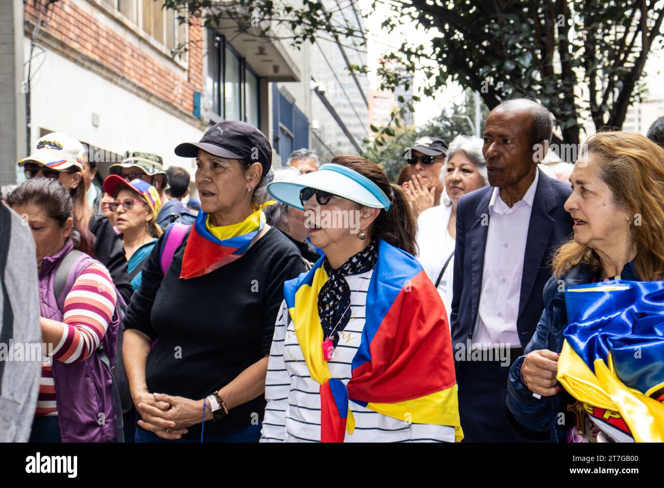 Bogota, Kolumbien - 14. November 2023. Bürgerprotest vor dem Gesundheitsministerium gegen die von der Regierung von Gust vorgeschlagene Gesundheitsreform Stockfoto