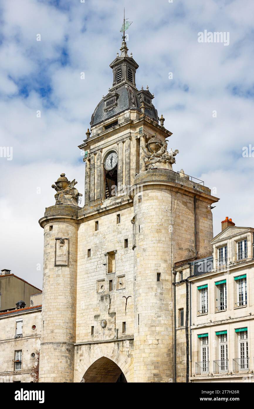 Mittelalterlicher Glockenturm in La Rochelle, Porte de la Grosse Horloge, Departement Charente-Maritime, Frankreich Stockfoto