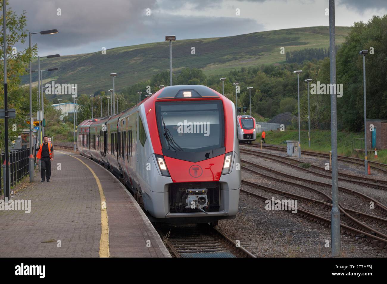 Transport für Wales Baureihe 231 Stadler FLIRT DMU Zug 231009 in Rhymney, dem Endbahnhof der Rhymney Valley Railway Line in Südwales, Großbritannien Stockfoto