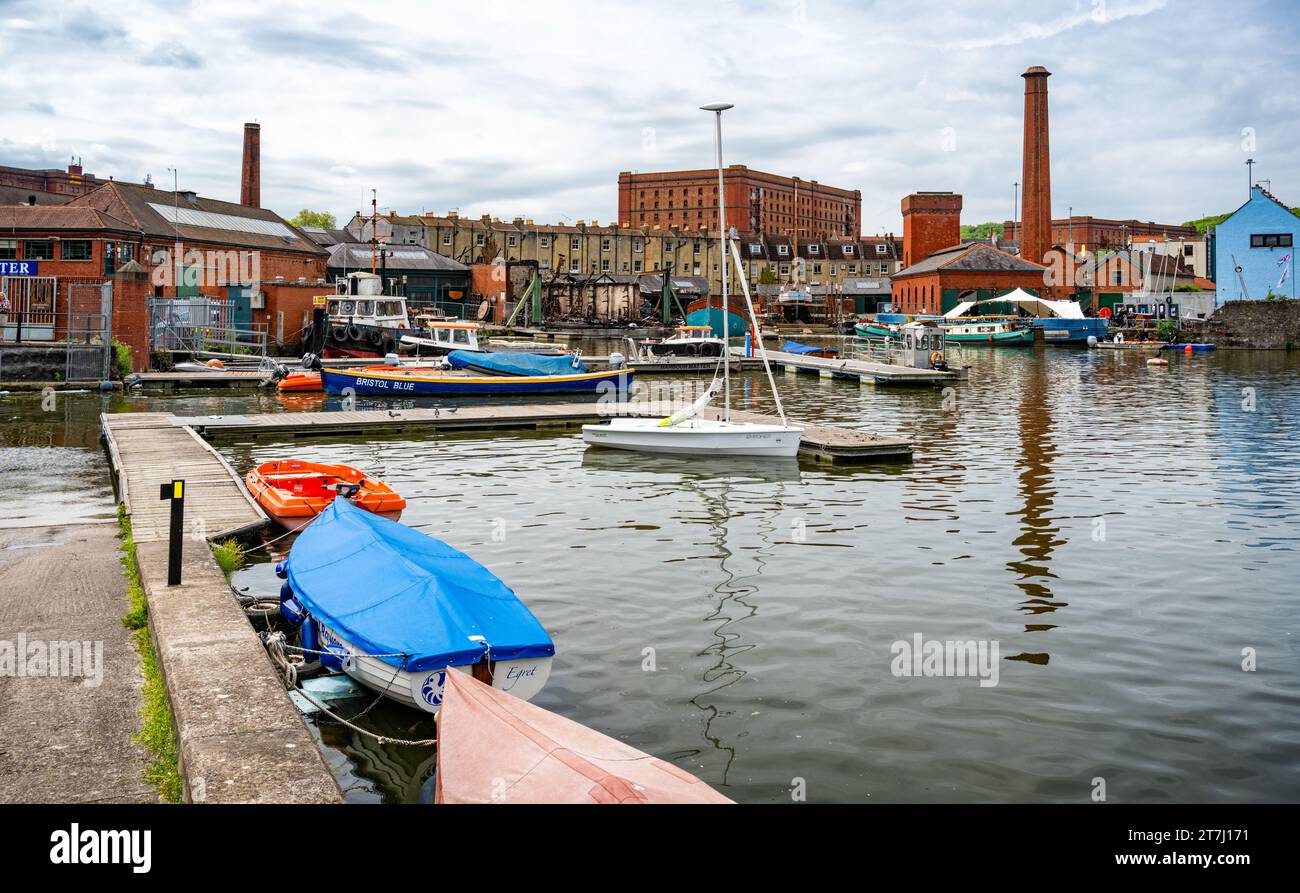 Allgemeine Ansicht des Underfall Yard, einer Werft in Bristol Docks aus dem Jahr 1809. Es sind Hinweise auf den Brand am 5. Mai 2023 zu sehen. Bristol, Großbritannien. Stockfoto