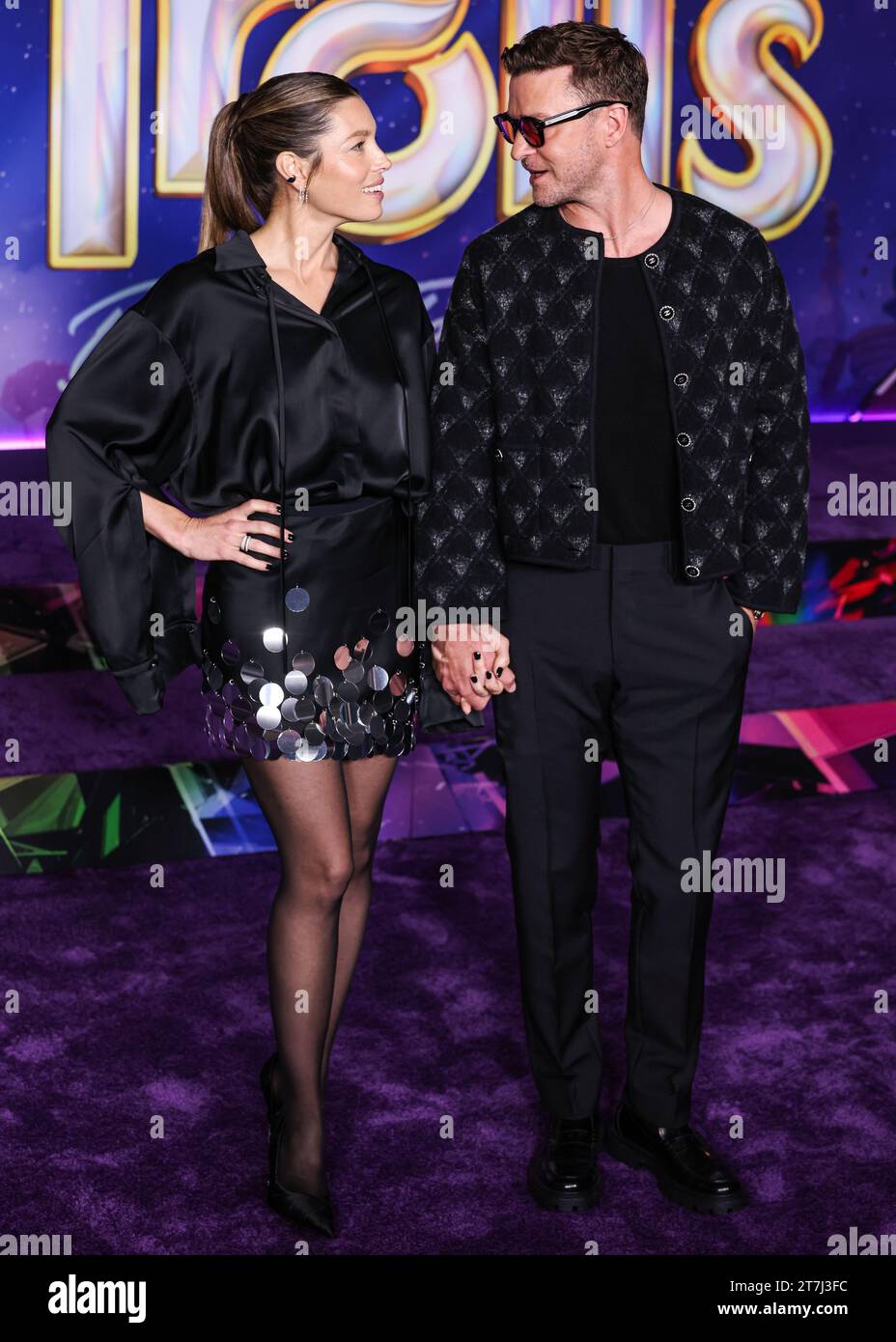 Hollywood, Usa. November 2023. HOLLYWOOD, LOS ANGELES, KALIFORNIEN, USA – 15. NOVEMBER: Jessica Biel und sein Ehemann Justin Timberlake kommen am 15. November 2023 in Hollywood, Los Angeles, Kalifornien, an der Los Angeles Special Screening von DreamWorks Animation and Universal Pictures' Trolls Band Together im TCL Chinese Theatre IMAX an. (Foto: Xavier Collin/Image Press Agency) Credit: Image Press Agency/Alamy Live News Stockfoto
