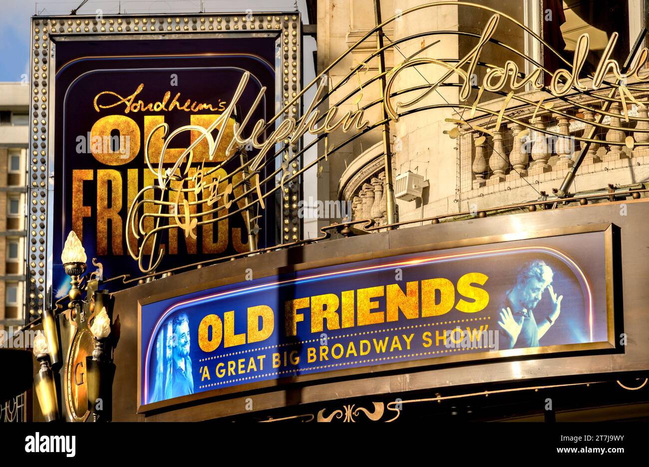 London, Großbritannien. Stephen Sondheims „Old Friends“ im Gielgud Theatre, Shaftesbury Avenue, November 2023 Stockfoto