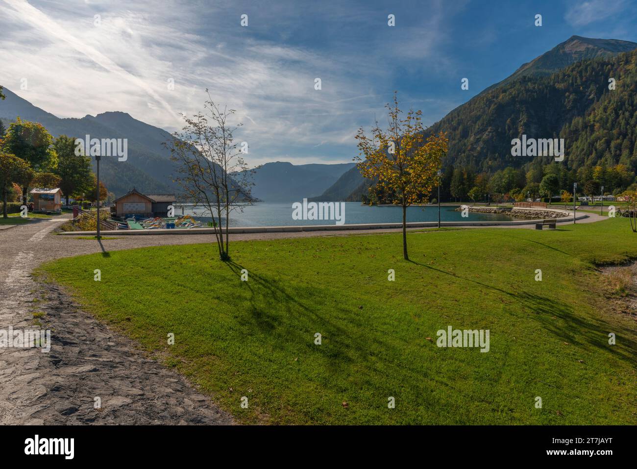 Kleiner Ort und beliebter Ferienort Achenkirch am Achensee Tirol, Österreich, Europa Stockfoto