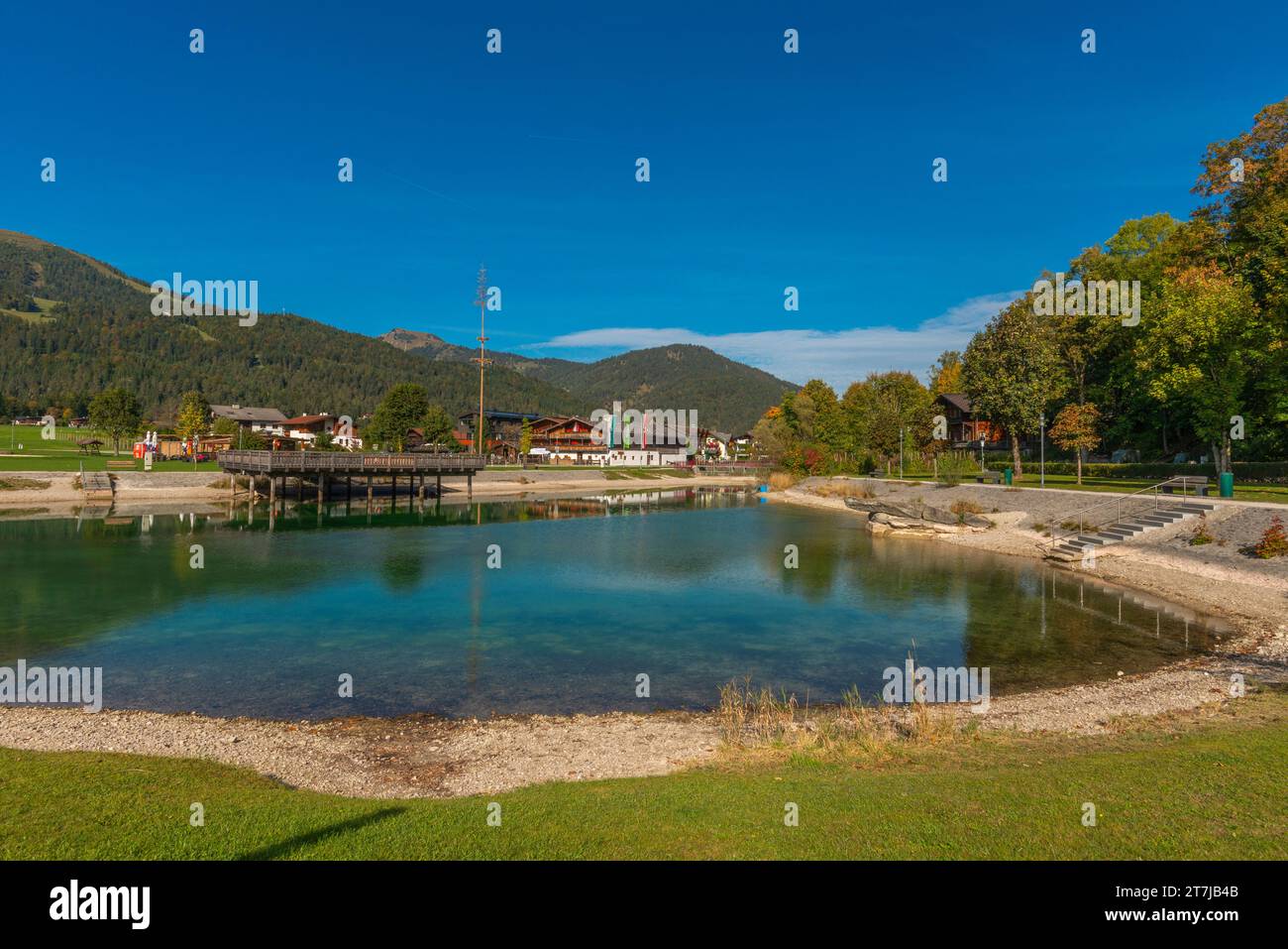 Kleiner Ort und beliebter Ferienort Achenkirch am Achensee Tirol, Österreich, Europa Stockfoto