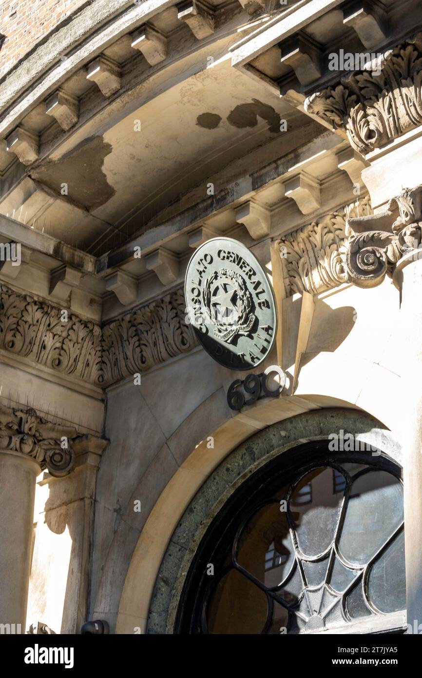 Der italienische generalrat befindet sich in der 690 Park Ave., 2023, New York City, USA Stockfoto