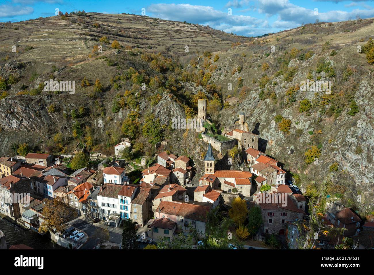 Saint Floret mit der Bezeichnung "kleine Stadt des Charakters" (Petite Cité de Caractère), Puy de Dome, Auvergne Rhone Alpes, Frankreich Stockfoto