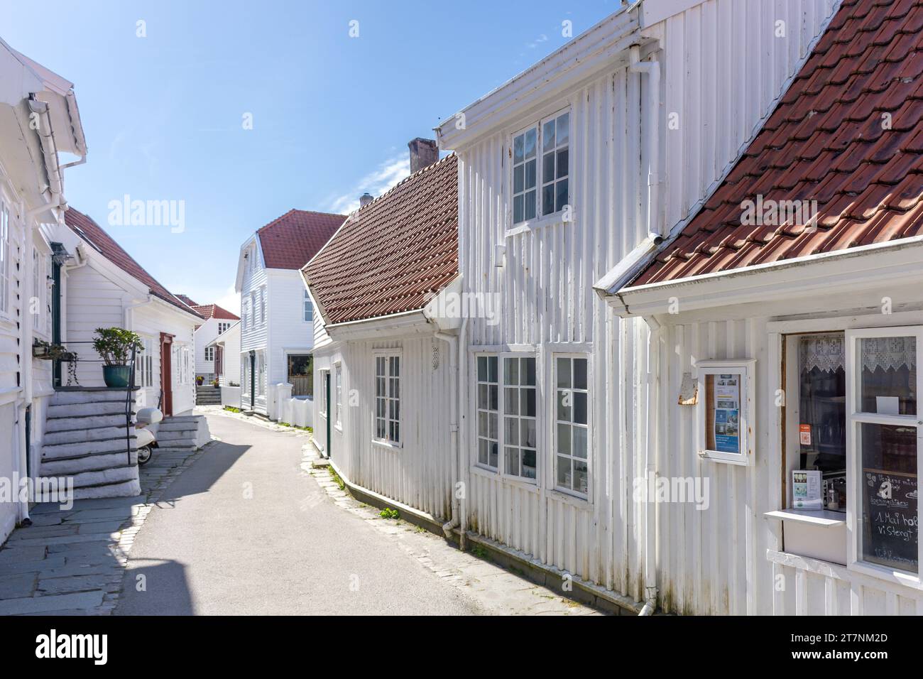 Traditionelle weiße Holzhäuser, Søragadå, Skudeneshavn, Insel Karmøy, Rogaland County, Norwegen Stockfoto
