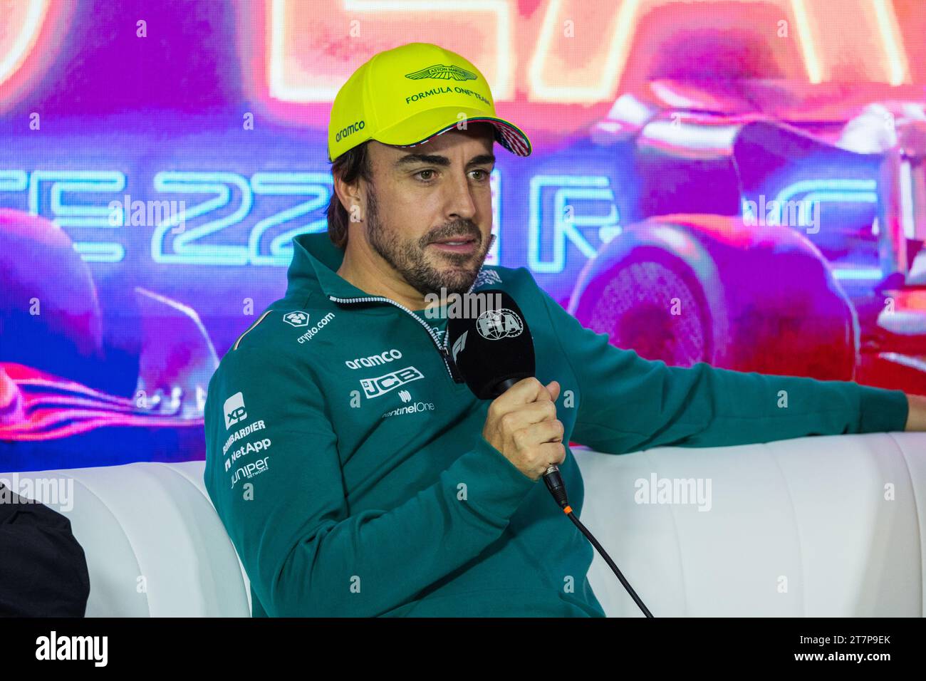 Las Vegas Street Circuit, Las Vegas, USA. 15.November 2023; Fernando Alonso aus Spanien und Aston Martin Aramco Cognizant F1 Team während des Formel 1 Las Vegas Grand Prix, Formel 1 - F1 Motorsport, gebührenpflichtiges Bild, Foto und Copyright © Jay HIRANO/ ATP Images (HIRANO Jay/ATP/SPP) Credit: SPP Sport Press Photo. /Alamy Live News Stockfoto