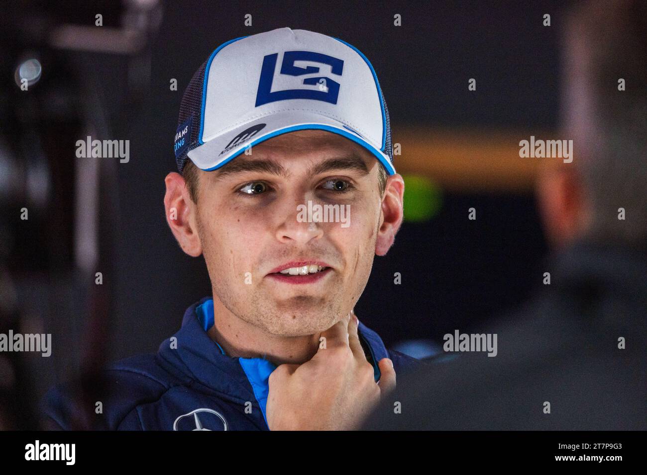 Las Vegas Street Circuit, Las Vegas, USA. 15.November 2023; Logan Sargeant von USA und Williams Racing während des Formel 1 Las Vegas Grand Prix, Formel 1 - F1 Motorsport, gebührenpflichtiges Bild, Foto und Copyright © Jay HIRANO/ ATP Images (HIRANO Jay/ATP/SPP) Credit: SPP Sport Press Photo. /Alamy Live News Stockfoto