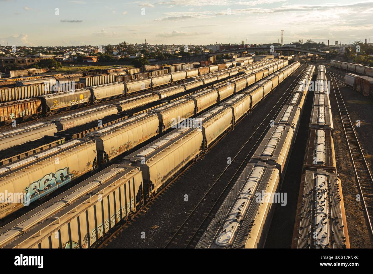 Eisenbahnbahnhof, Hafen von Veracruz, Mexiko, Transport von Gütern aus der ganzen Welt bis in die USA, 2022 Stockfoto