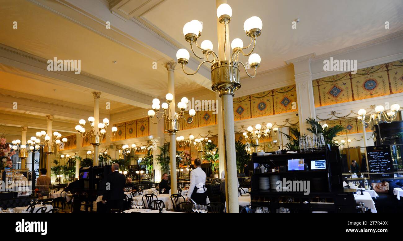 Le Grand Colbert - Brasserie Parisienne in der Rue Vivienne, Paris, Frankreich. Stockfoto