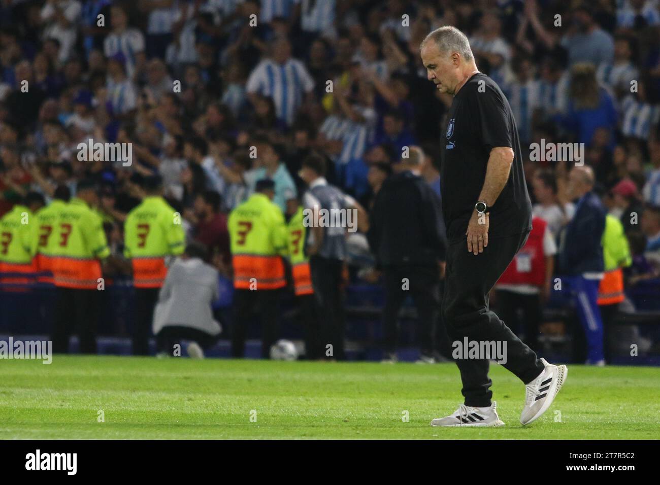 Buenos Aires, Argentinien. November 2023. Marcelo Bielsa, Trainer von Uruguay, während des Qualifikationsspiels zur Weltmeisterschaft 2026 im La Bombonera Stadion ( Credit: Néstor J. Beremblum/Alamy Live News) Stockfoto