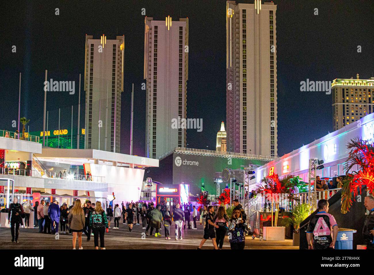 Las Vega, Nevada, USA 16.11.2023, Paddock und Event-Atmosphäre während FORMEL 1 HEINEKEN SILVER LAS VEGAS GRAND PRIX 2023 - 17. Bis 19. November 2023 Las Vega, Nevada, USA Stockfoto