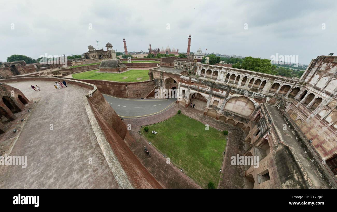 Das Lahore Fort, Lahore Pakistan, das von den Mogul-Kaisern Lahore Fort erbaut wurde, ist ein klassisches Beispiel für Mogul- und islamische Architektur. Stockfoto