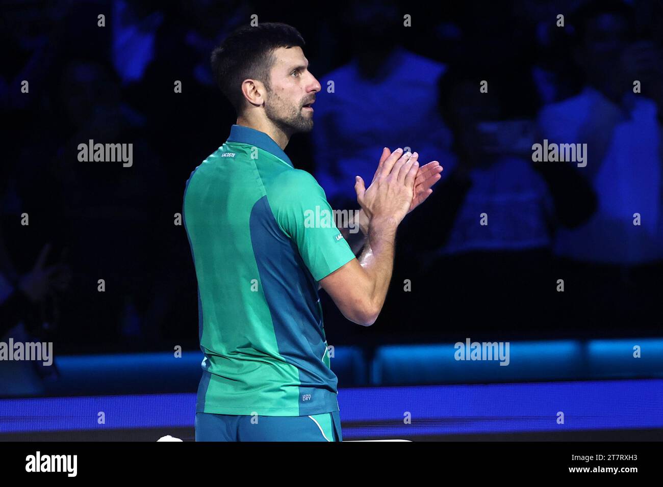 Turin, Italien. November 2023. Novak Djokovic aus Serbien feiert am fünften Tag des Nitto ATP World Tour Finals das Round-Robin-Einzelspiel zwischen Novak Djokovic aus Serbien und Hubert Hurkacz aus Polen. Quelle: Marco Canoniero/Alamy Live News Stockfoto