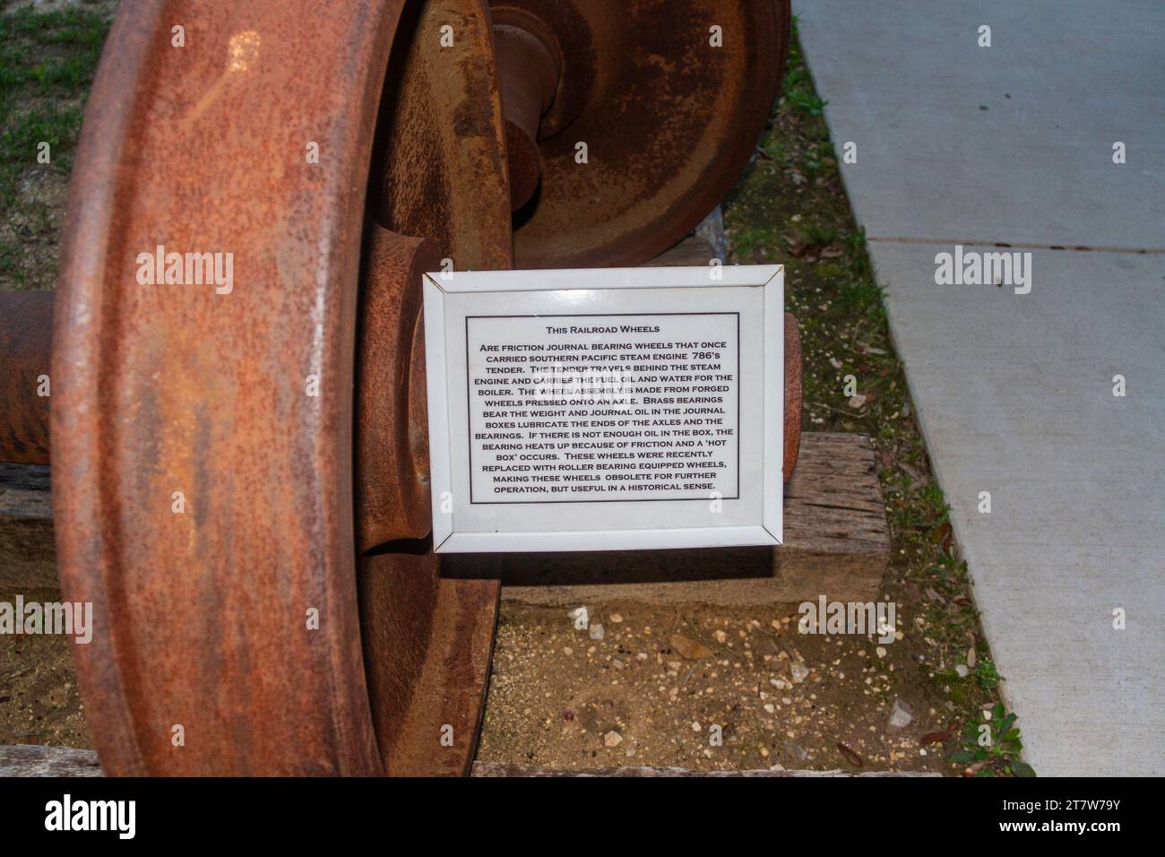 Austin Steam Train Association Railroad Yard im Cedar Park, Texas, Zugdepot. Dieser touristische Zug trägt dazu bei, die alten Züge zu erhalten. Stockfoto