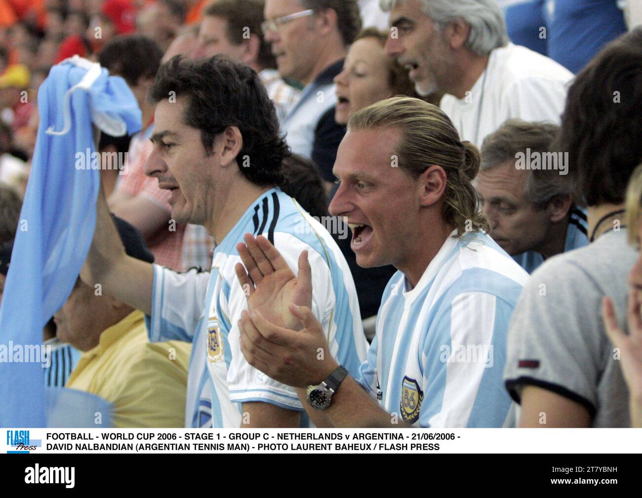 FUSSBALL - WELTMEISTERSCHAFT 2006 - STUFE 1 - GRUPPE C - NIEDERLANDE GEGEN ARGENTINIEN - 21/06/2006 - DAVID NALBANDIAN (ARGENTIAN TENNIS MAN) - FOTO LAURENT BAHEUX / FLASH PRESS Stockfoto