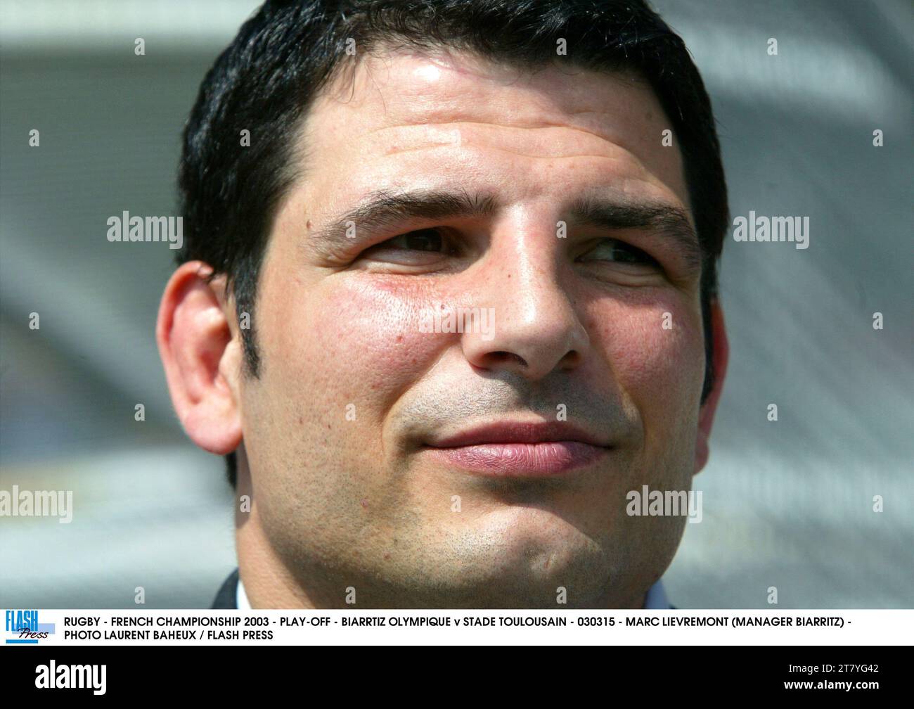 RUGBY - FRANZÖSISCHE MEISTERSCHAFT 2003 - PLAY-OFF - BIARRTIZ OLYMPIQUE GEGEN STADE TOULOUSAIN - 030315 - MARC LIEVREMONT (MANAGER BIARRITZ) - FOTO LAURENT BAHEUX / FLASH PRESS Stockfoto