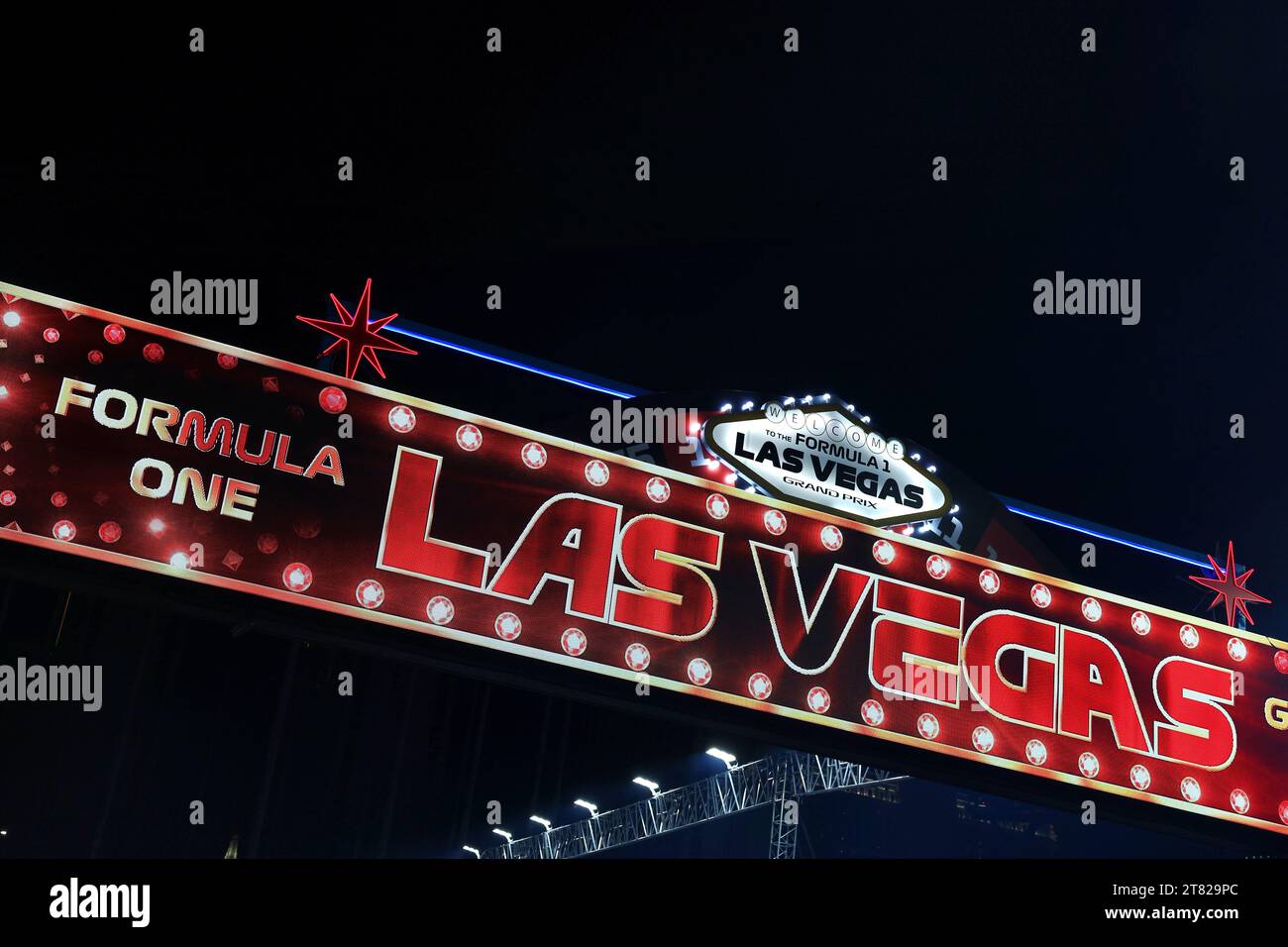 Las Vegas, USA. November 2023. Atmosphäre des Kreislaufs. 17.11.2023. Formel-1-Weltmeisterschaft, Rd 22, Las Vegas Grand Prix, Las Vegas, Nevada, USA, Qualifikationstag. Das Foto sollte lauten: XPB/Press Association Images. Quelle: XPB Images Ltd/Alamy Live News Stockfoto