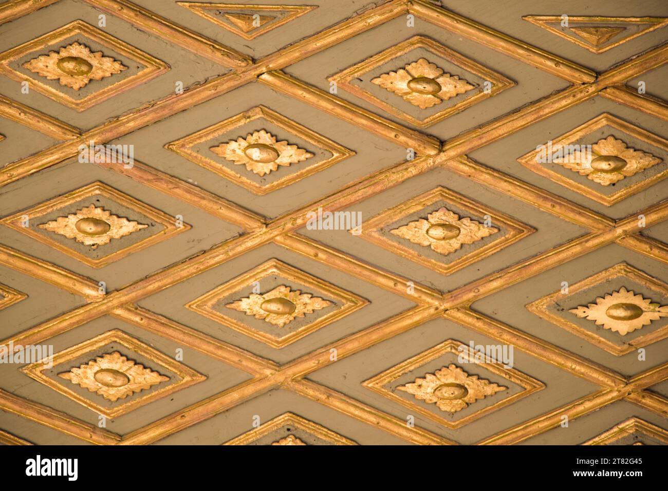 Osmanische türkische Kunst mit geometrischen Mustern auf Holz Stockfoto