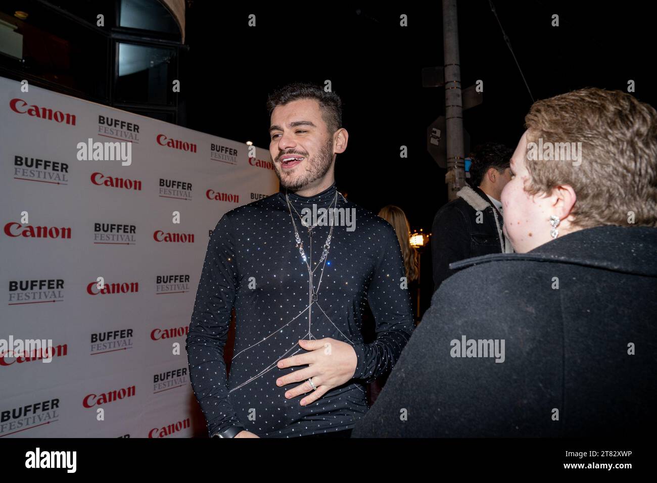 Toronto, Kanada. November 2023. Chris Rizzi besucht das Buffer Festival ...
