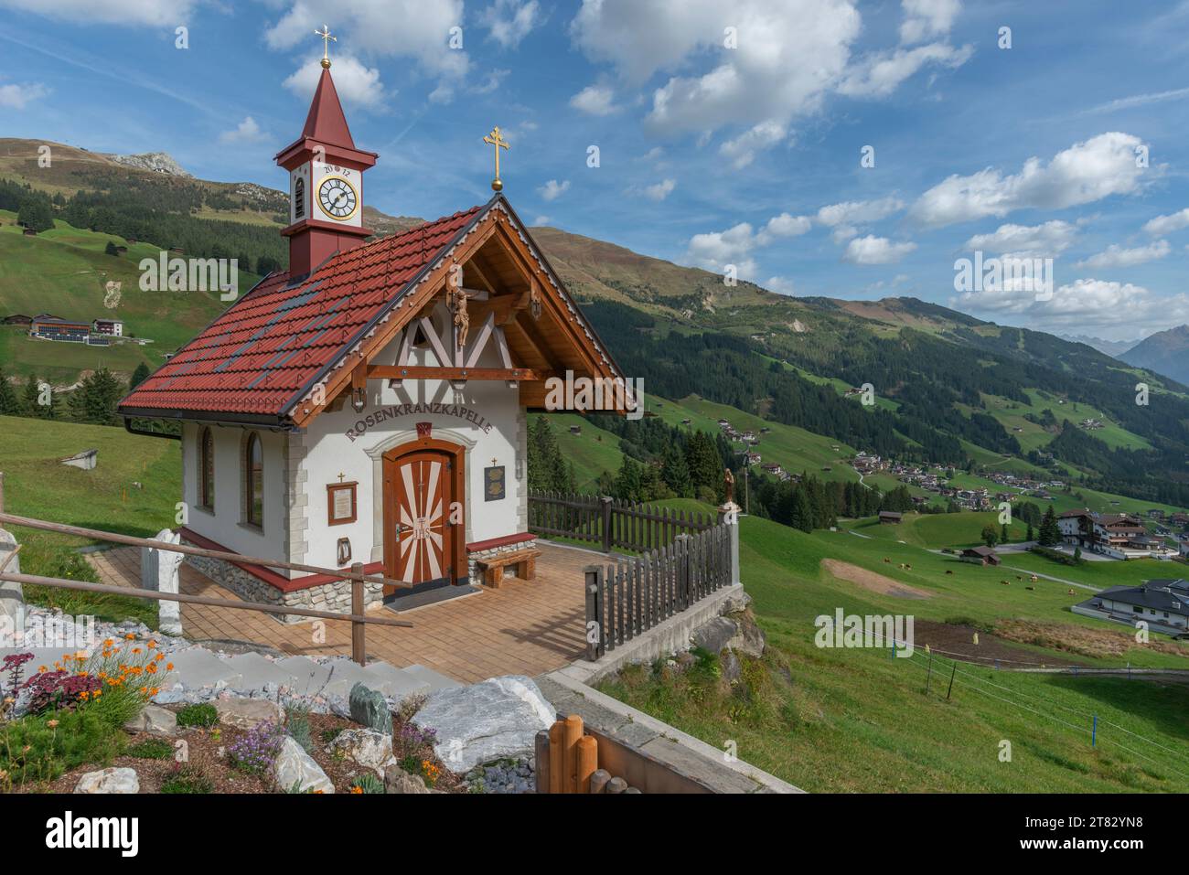 Kapelle Rosenkranzkapelle in Gemais, Alpendorf Tux-Lahnersbach, Tuxtal, Zillertaler Alpen, Tirol, Österreich, Europa Stockfoto