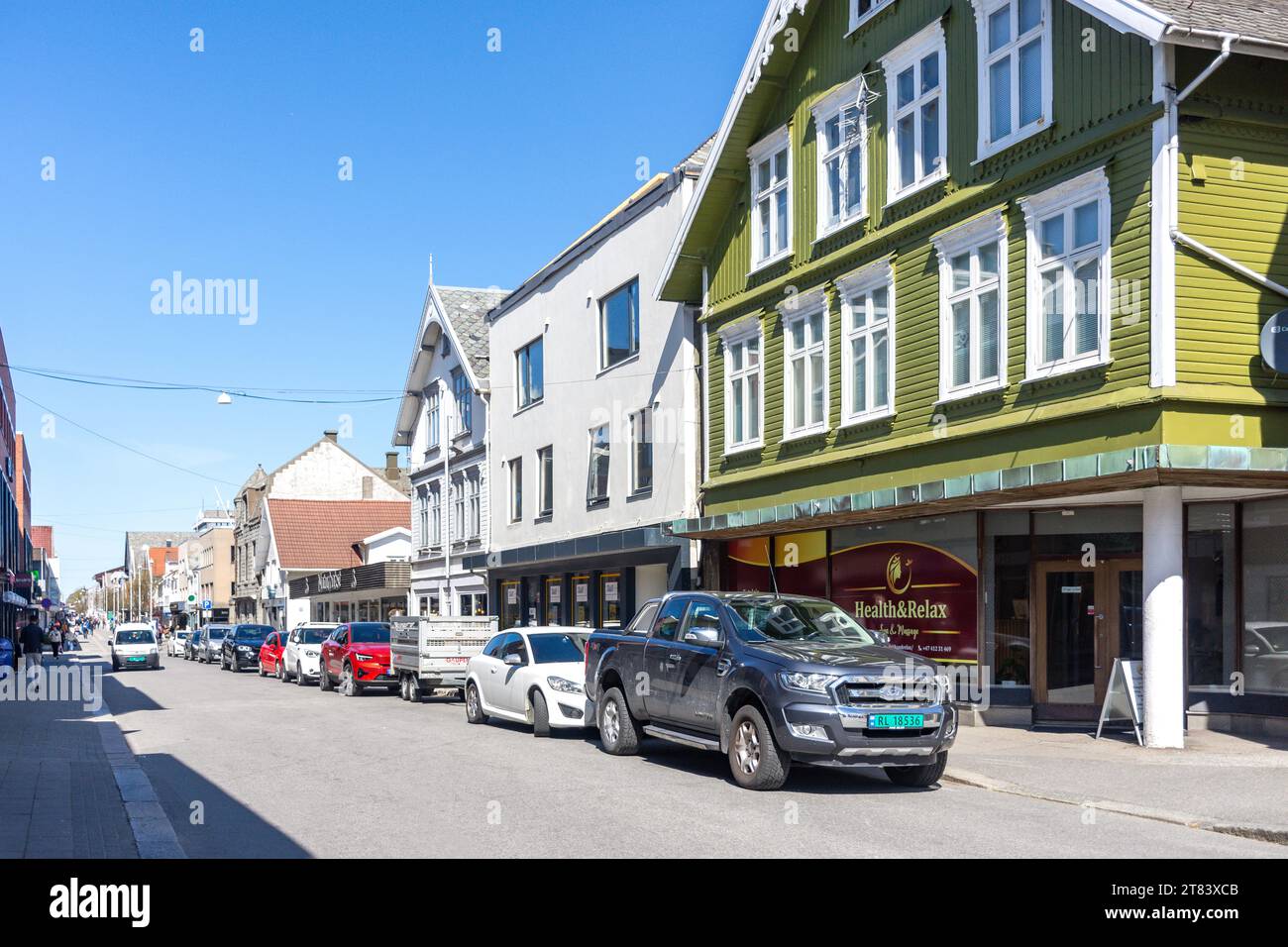 Straßenszene, Haraldsgata, Haugesund, Rogaland County, Norwegen Stockfoto