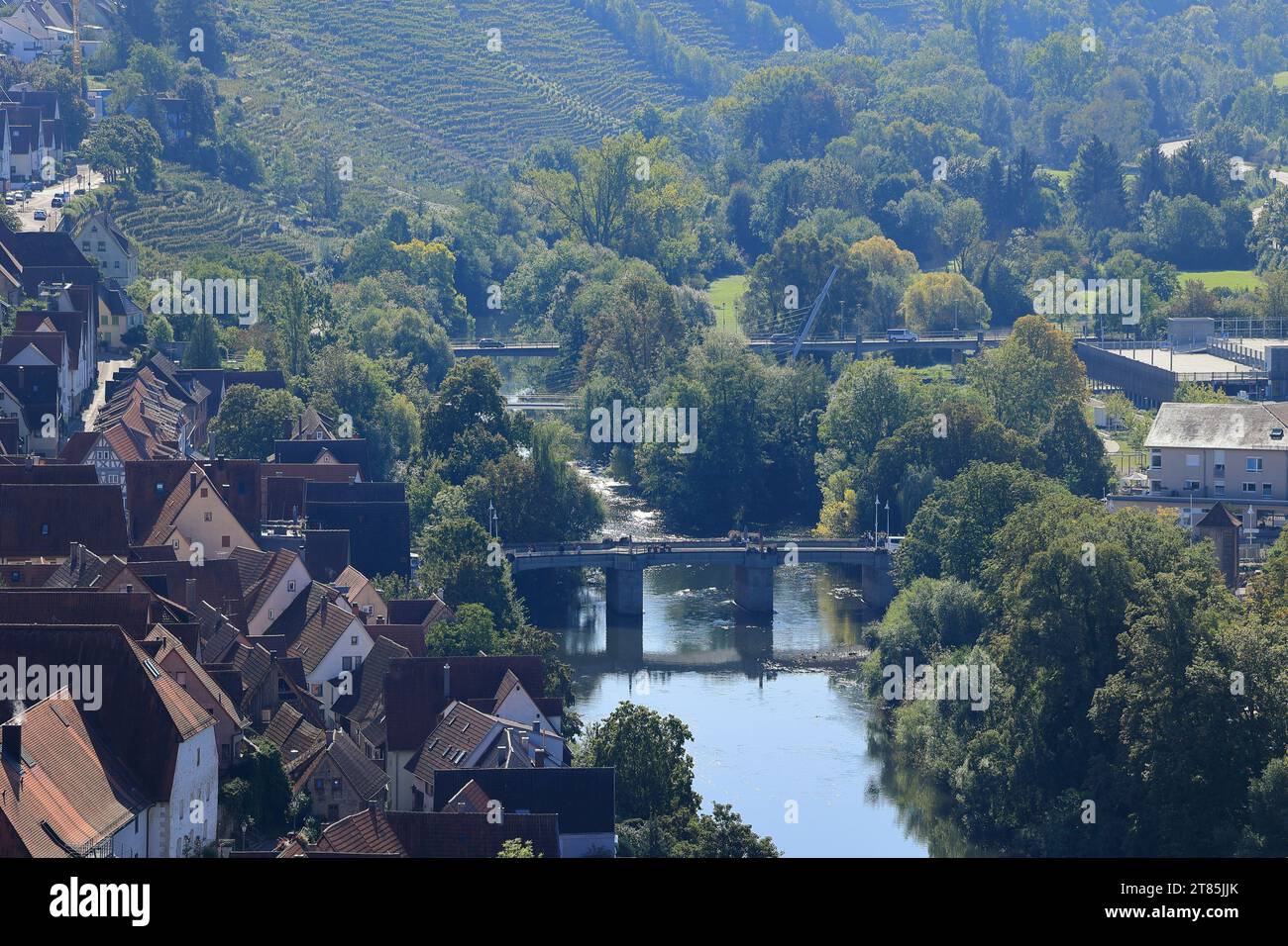 Blick auf die Enz, die durch Besigheim fließt Stockfoto