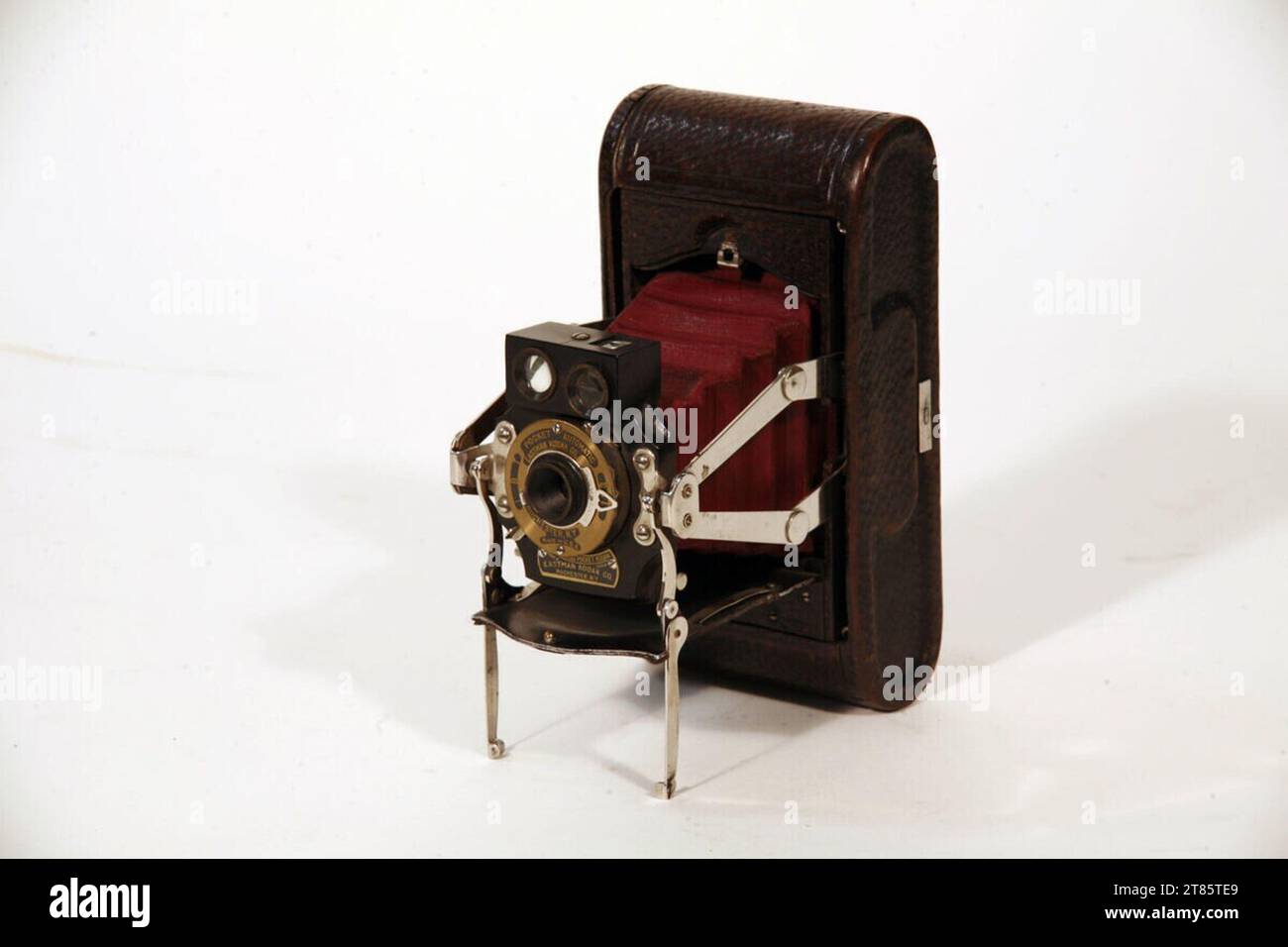 Eastman Kodak Co. Rochester (Produzent in) Filmverteilerkamera – 6,4 x 8,9 cm (1/2 x 3 1/2"). Metall um 1905 Stockfoto Eastman Kodak Co. Rochester (Produzent in) Filmverteilerkamera – 6,4 x 8,9 cm (1/2 x 3 1/2"). Metall um 1905 Stockfoto
