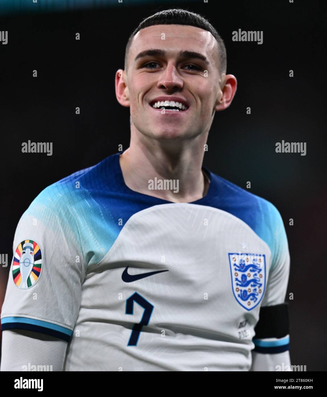 LONDON, ENGLAND - 17. November: Phil Foden aus England während des ...
