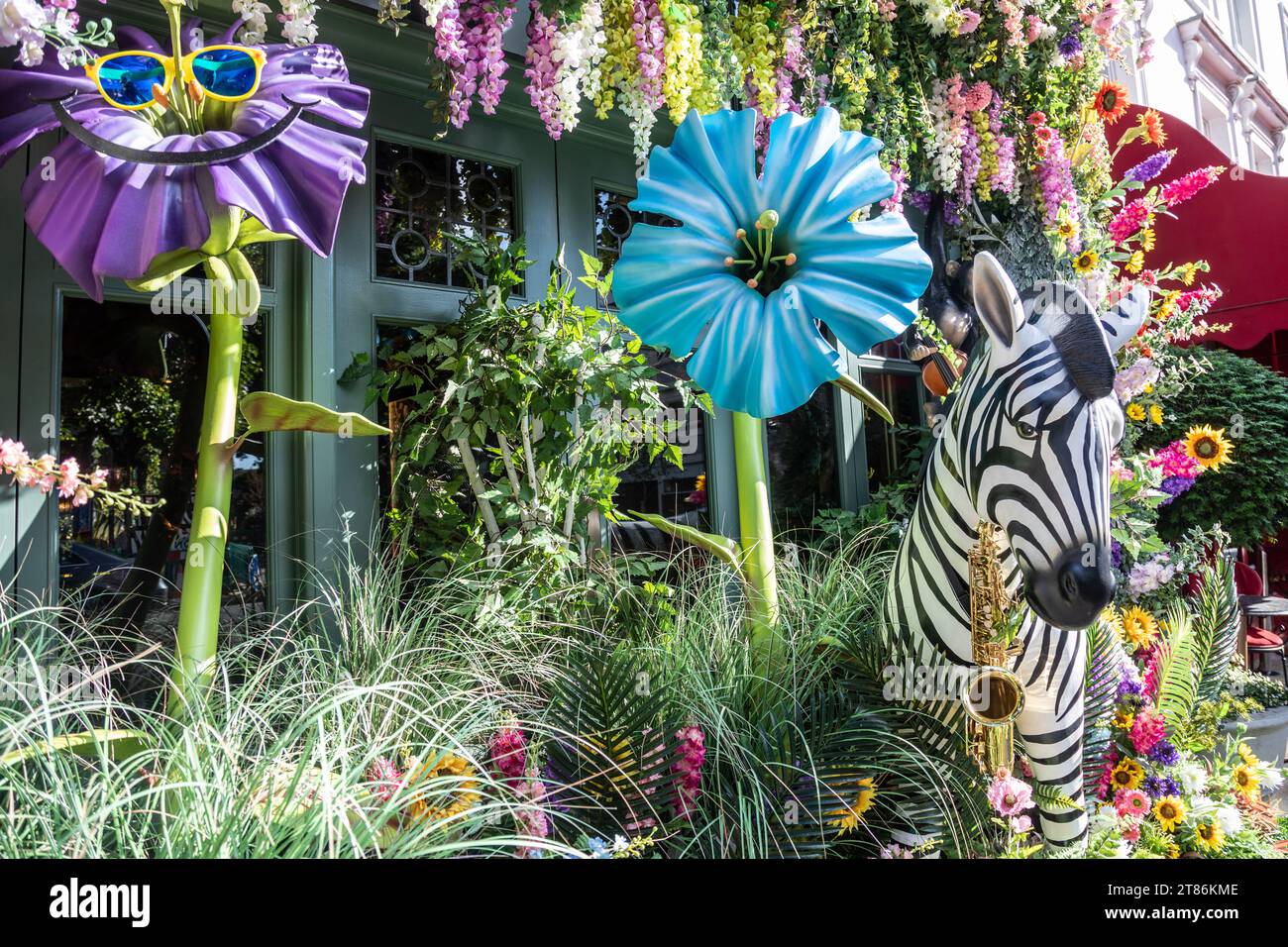 Blumen für Chelsea in Bloom Kings Road London 2022 Stockfoto