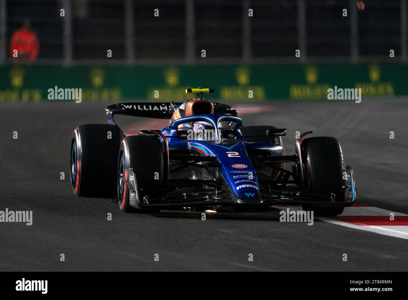 Las Vegas, Usa. November 2023. Der amerikanische Formel-1-Pilot Logan Sargeant von Williams Racing qualifiziert sich am Samstag, den 18. November 2023, für den Formel-1-Grand-Prix von Las Vegas auf dem Las Vegas Strip Circuit in Las Vegas. Foto: Greg Nash/UPI Credit: UPI/Alamy Live News Stockfoto