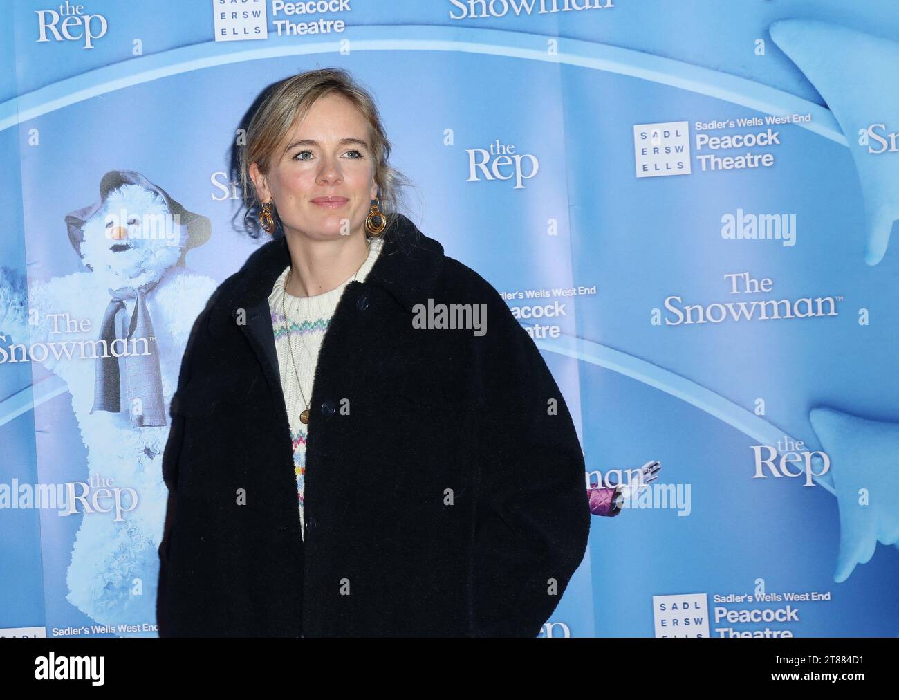 London, Großbritannien. November 2023. Cressida Bonas nimmt an der Snowman VIP-Eröffnung im Peacock Theatre in London Teil. Die legendäre Familienshow The Snowman kehrt vom Samstag, 18. November bis Samstag, 30. Dezember, zum 26. Mal ins Peacock Theatre zurück. Birmingham Reps magische Bühnenadaption des beliebten Bilderbuches von Raymond Briggs CBE und des Zeichentrickfilms von Dianne Jackson verzaubert weiterhin Publikum aller Altersgruppen. Quelle: John Davies/Alamy Live News Stockfoto